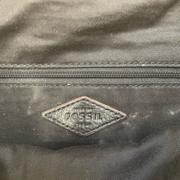 Fossil Black Leather Tote with Key Charm - Picture 4 of 9